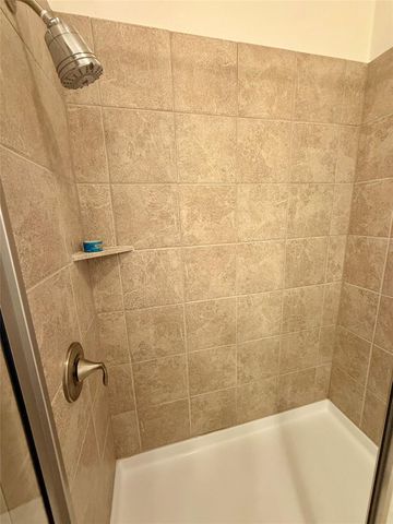 907 Sleepy Dell LN, Austin, TX 78748