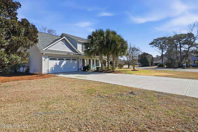 7347 Bright Leaf Road, Wilmington, NC 28411