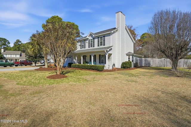 7347 Bright Leaf Road, Wilmington, NC 28411