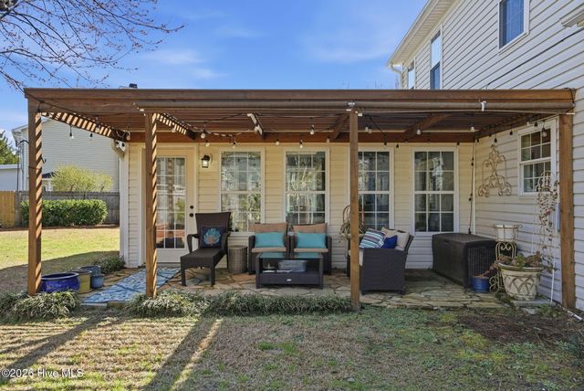 7347 Bright Leaf Road, Wilmington, NC 28411