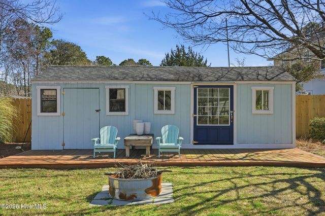 7347 Bright Leaf Road, Wilmington, NC 28411