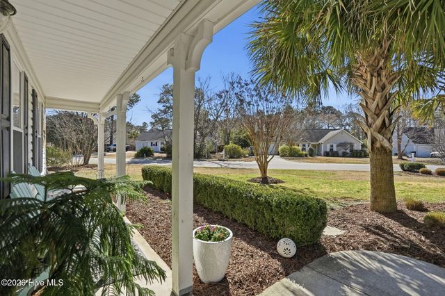 7347 Bright Leaf Road, Wilmington, NC 28411