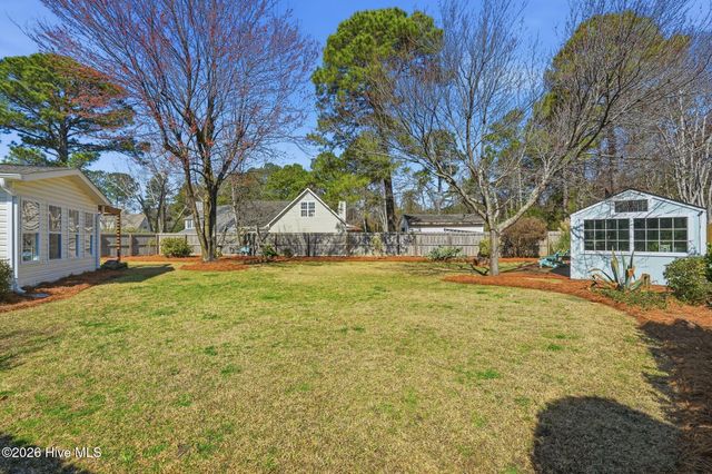 7347 Bright Leaf Road, Wilmington, NC 28411