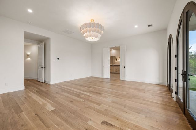 9065 Lakeside Drive, Fort Worth, TX 76179