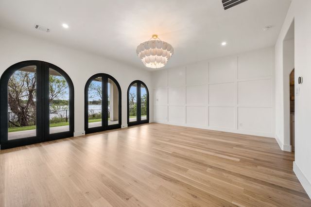9065 Lakeside Drive, Fort Worth, TX 76179