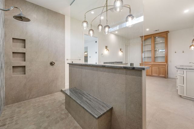 9065 Lakeside Drive, Fort Worth, TX 76179