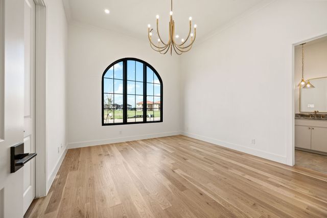 9065 Lakeside Drive, Fort Worth, TX 76179