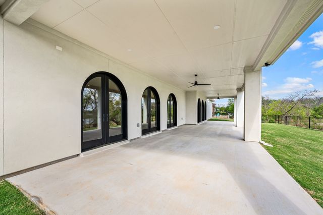 9065 Lakeside Drive, Fort Worth, TX 76179