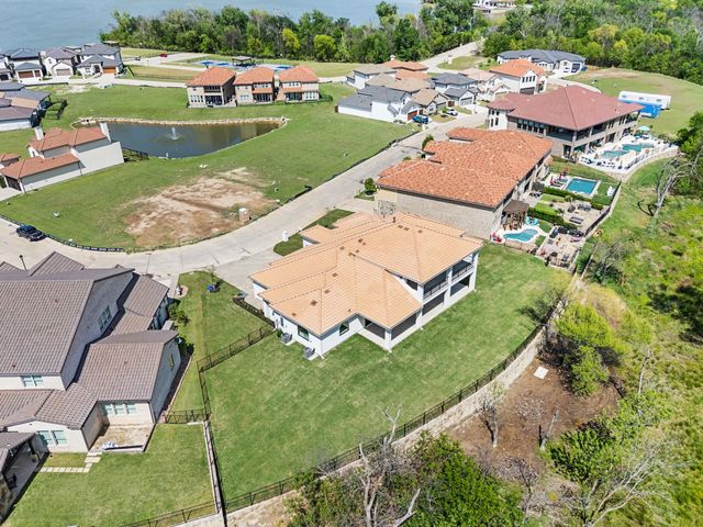 9065 Lakeside Drive, Fort Worth, TX 76179