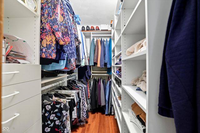 11009 Spring Mill Ln, Carmel, IN 46032