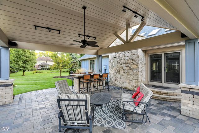 11009 Spring Mill Ln, Carmel, IN 46032