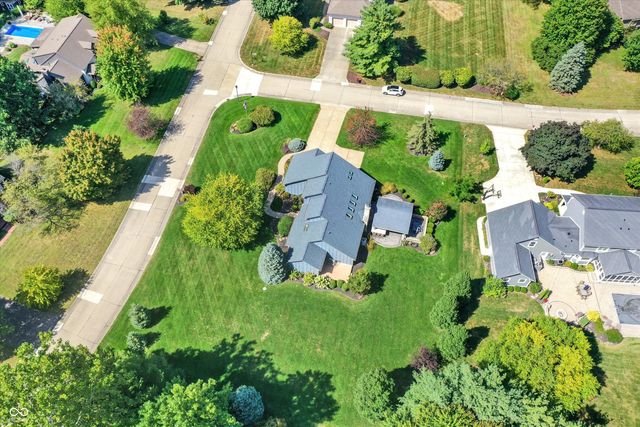 11009 Spring Mill Ln, Carmel, IN 46032