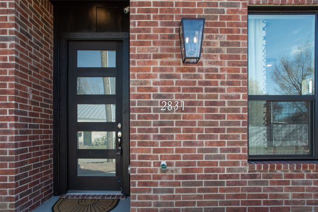 2803 Stanley Avenue, Fort Worth, TX 76110