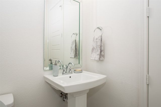 2803 Stanley Avenue, Fort Worth, TX 76110