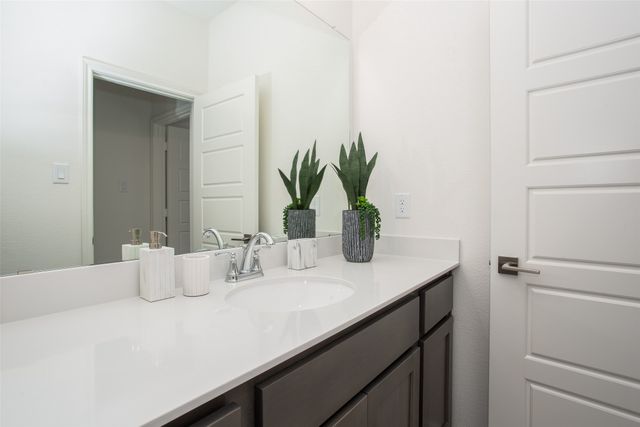 2803 Stanley Avenue, Fort Worth, TX 76110
