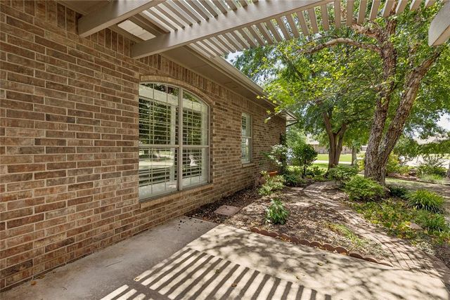 1916 NW 161st Street, Edmond, OK 73013