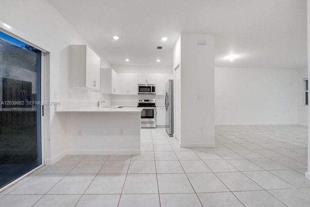 2615 SE 11th Street 2615, Homestead, FL 33035