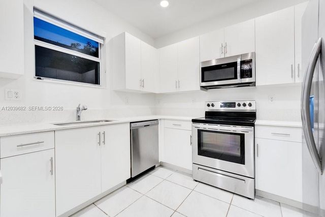 2615 SE 11th Street 2615, Homestead, FL 33035