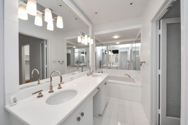 6402 Taggart Street, Houston, TX 77007