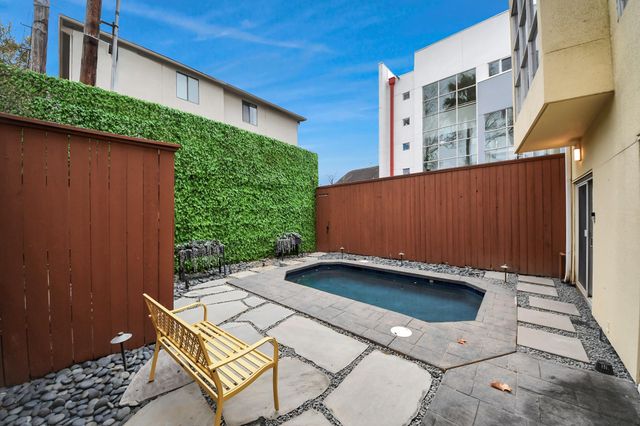 6402 Taggart Street, Houston, TX 77007