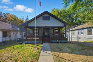 1806 S Evanston Avenue, Independence, MO 64052
