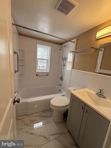 7928 KAVANAGH RD, Dundalk, MD 21222