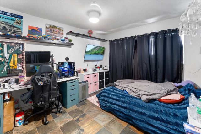 489 E 55th St East, Long Beach, CA 90805