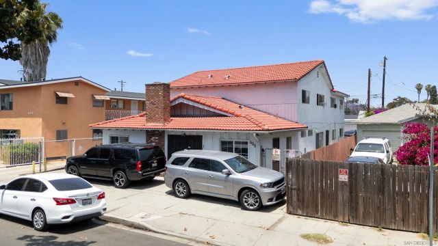 489 E 55th St East, Long Beach, CA 90805