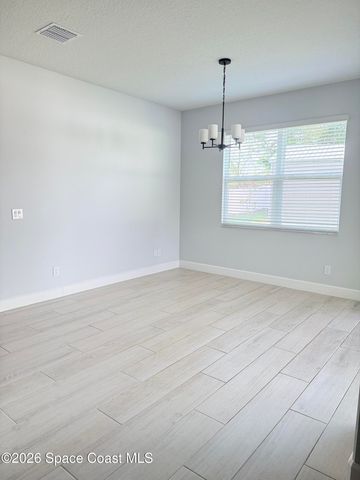 410 Di Lido Street NE, Palm Bay, FL 32907