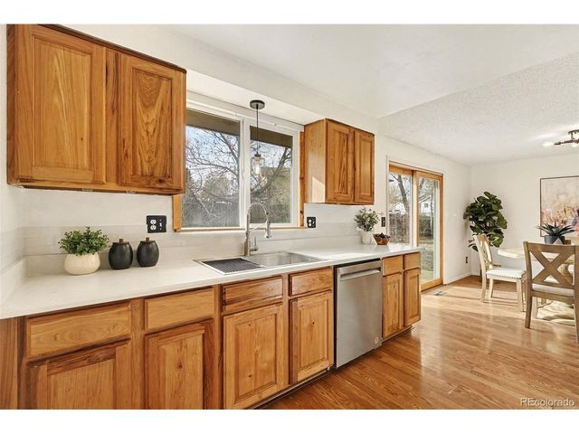 2307 S Colorado Ave, Loveland, CO 80537