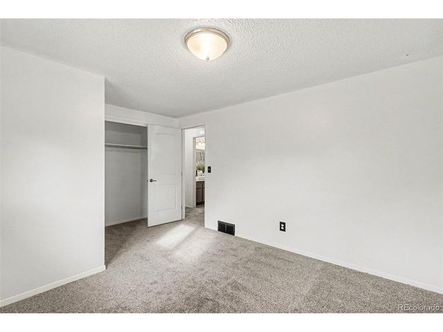 2307 S Colorado Ave, Loveland, CO 80537