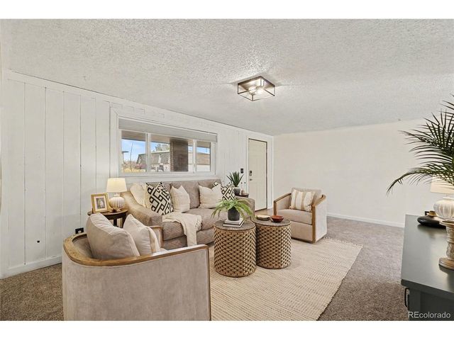 2307 S Colorado Ave, Loveland, CO 80537