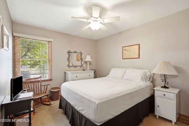 15 Honeysuckle Way, Howell, NJ 07731