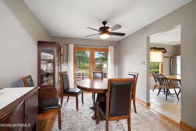15 Honeysuckle Way, Howell, NJ 07731