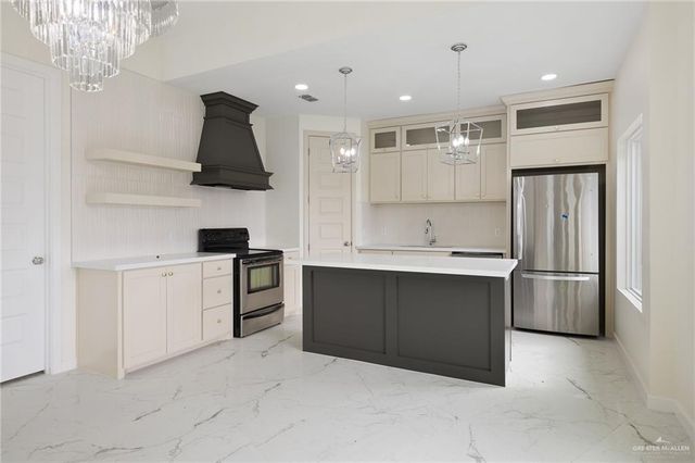 10304 N 33rd Lane, Mcallen, TX 78504