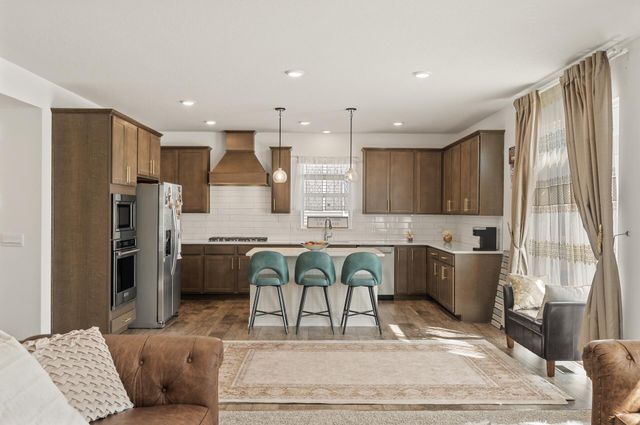 1901 Aztec Avenue, Shakopee, MN 55379