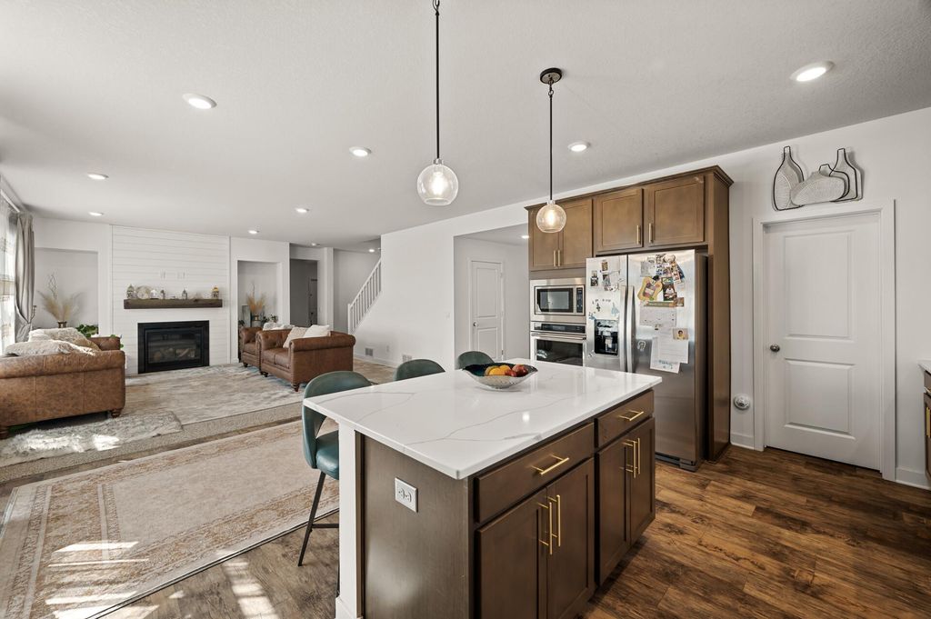 1901 Aztec Avenue, Shakopee, MN 55379 — photo 3