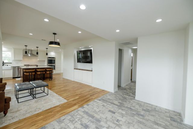 1342 Hickman Rd, Hickman, CA 95323