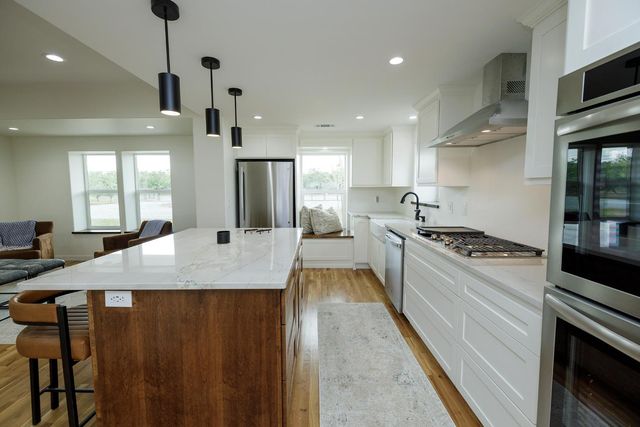 1342 Hickman Rd, Hickman, CA 95323