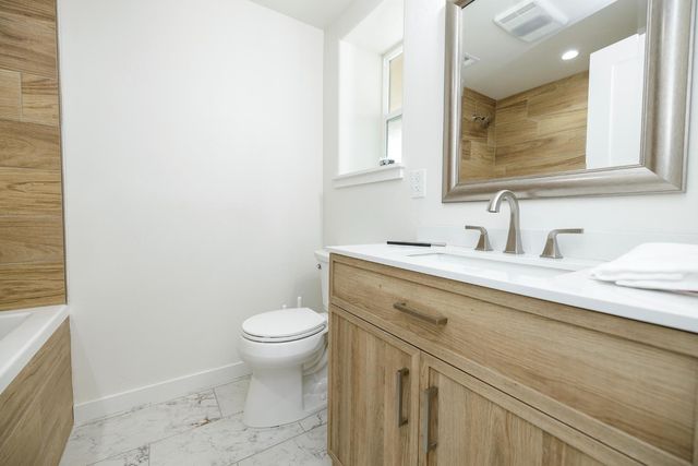 1342 Hickman Rd, Hickman, CA 95323