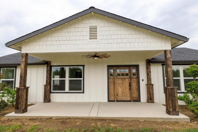 1342 Hickman Rd, Hickman, CA 95323