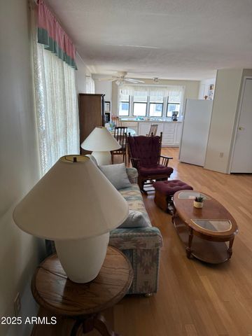 301 S SIGNAL BUTTE Road FRNT, Apache Junction, AZ 85120