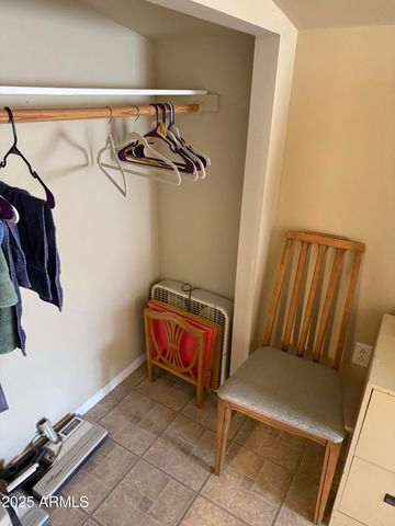 301 S SIGNAL BUTTE Road FRNT, Apache Junction, AZ 85120