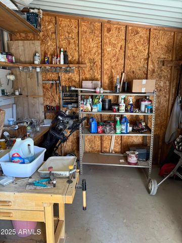 301 S SIGNAL BUTTE Road FRNT, Apache Junction, AZ 85120