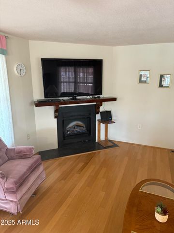 301 S SIGNAL BUTTE Road FRNT, Apache Junction, AZ 85120