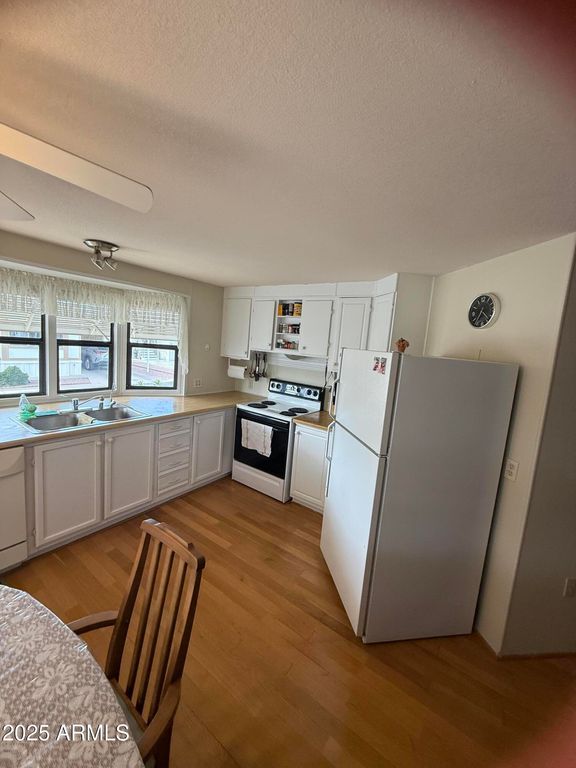 Image 28 of property listing at 301 S SIGNAL BUTTE Road FRNT, Apache Junction, AZ 85120