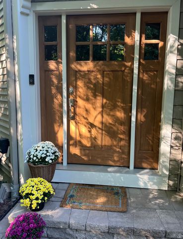 127 Boxwood Lane, Dover, NH 03820