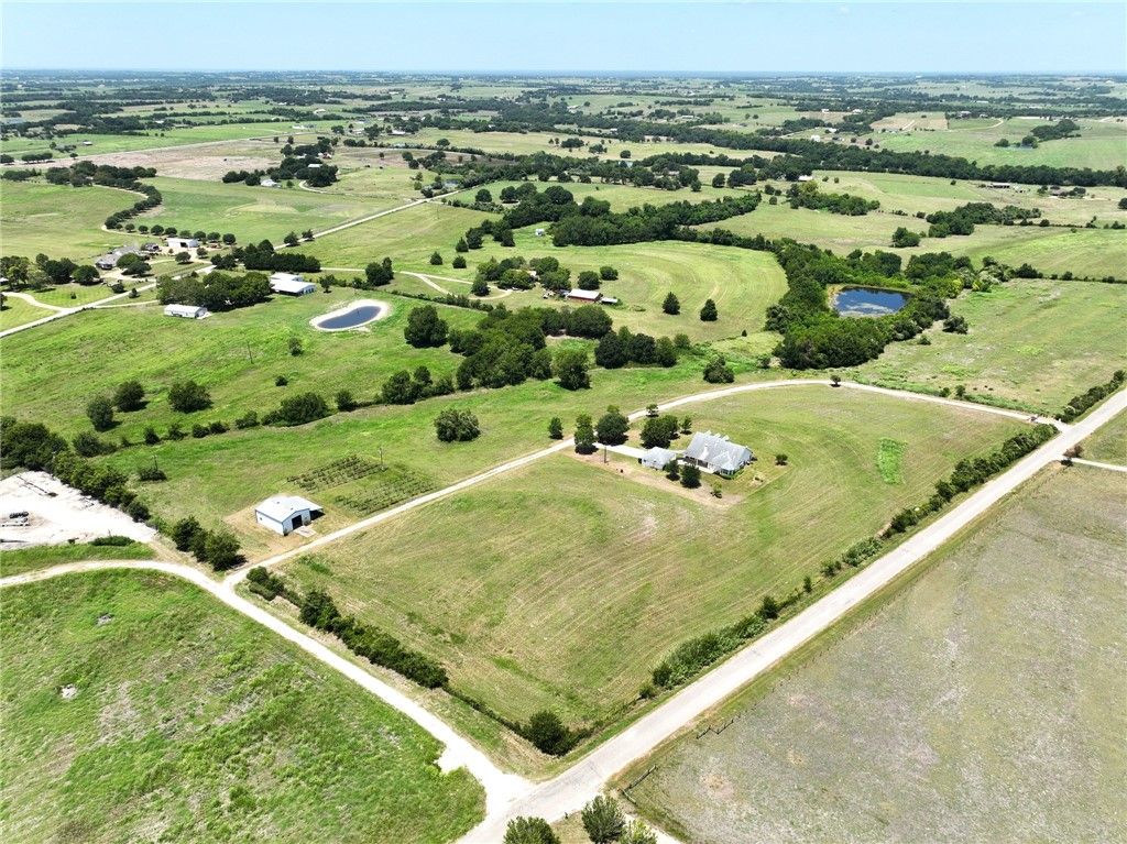 4305 Boggy Creek Road, Brenham, TX 77833 — photo 2