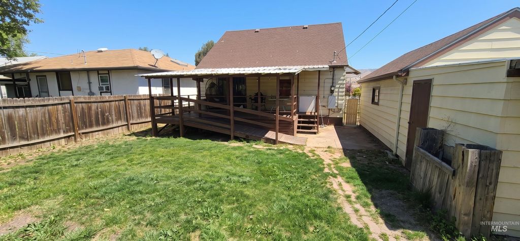 1618 13th Ave, Lewiston, ID 83501 photo 4