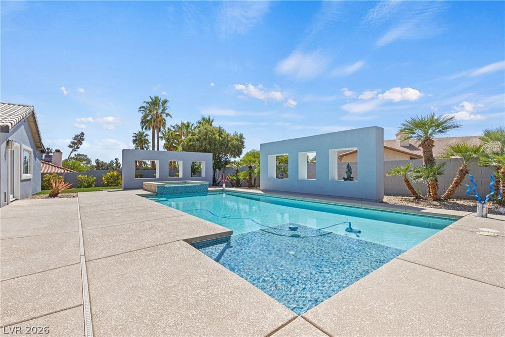 Image 44 of property listing at 7575 Coley Avenue, Las Vegas, NV 89117